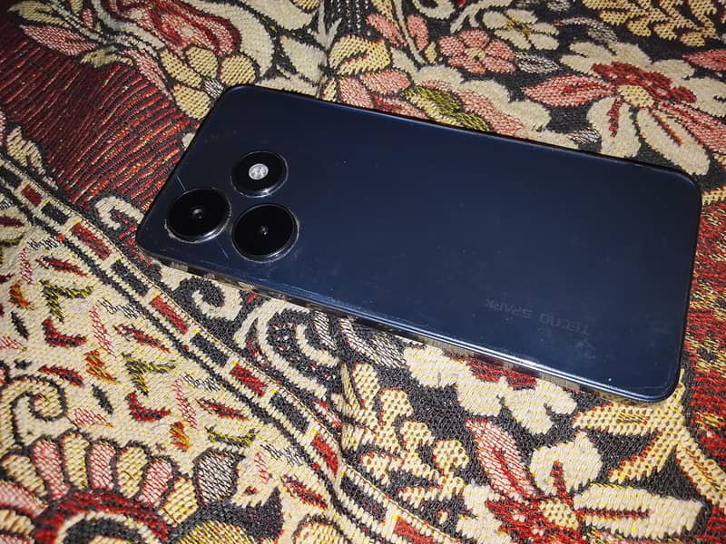 Tecno Spark 20C 0