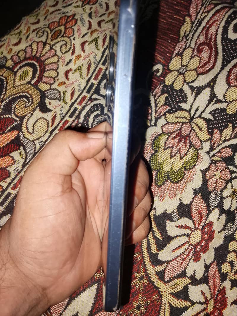 Tecno Spark 20C 3