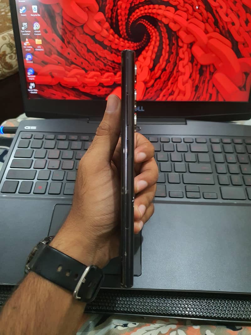 Samsung Mobile S22 Ultra 6