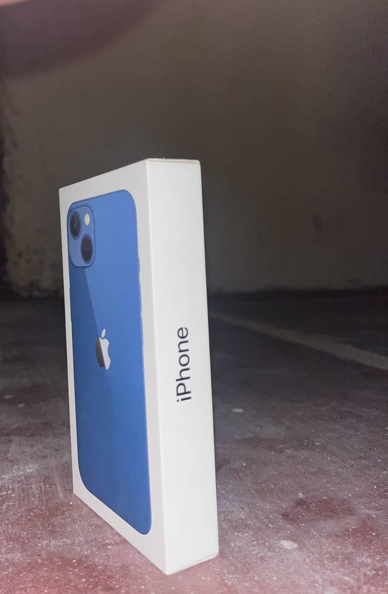 Apple iPhone 13 6