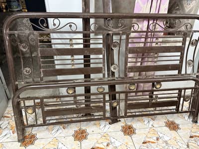 Iron bed without mattress and jala