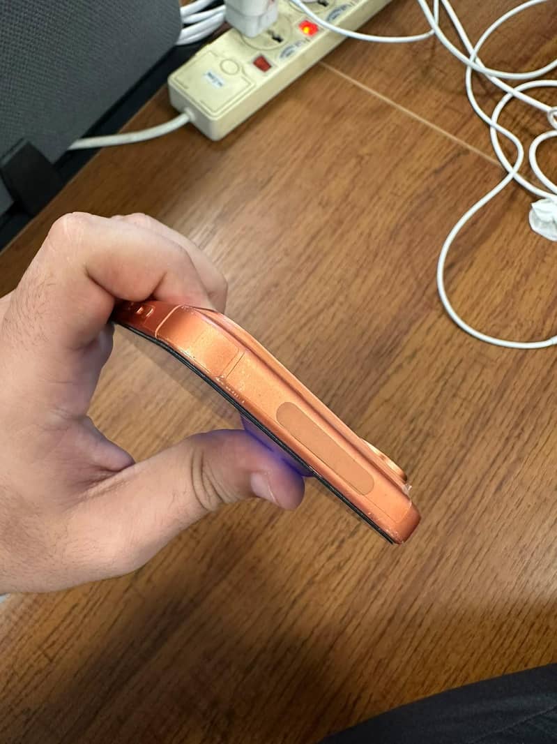 Apple iPhone 17 Pro 4