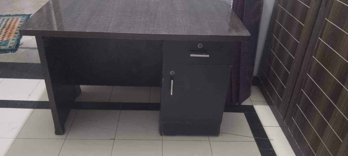 used table 0
