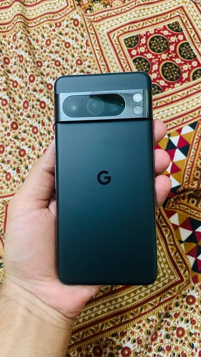 Google Pixel 8 Pro