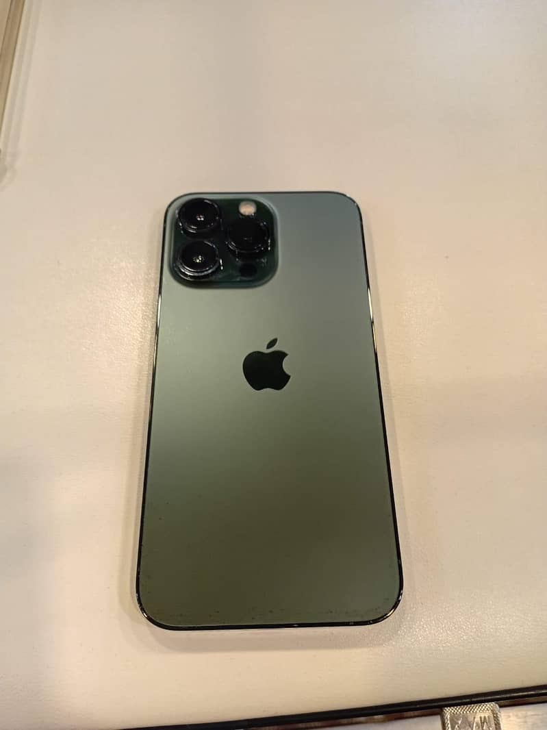 Apple iPhone 13 Pro 0
