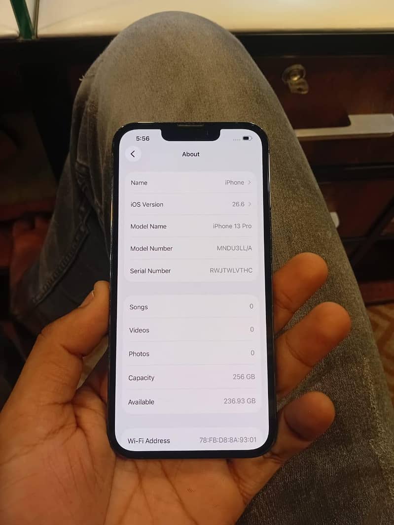 Apple iPhone 13 Pro 1