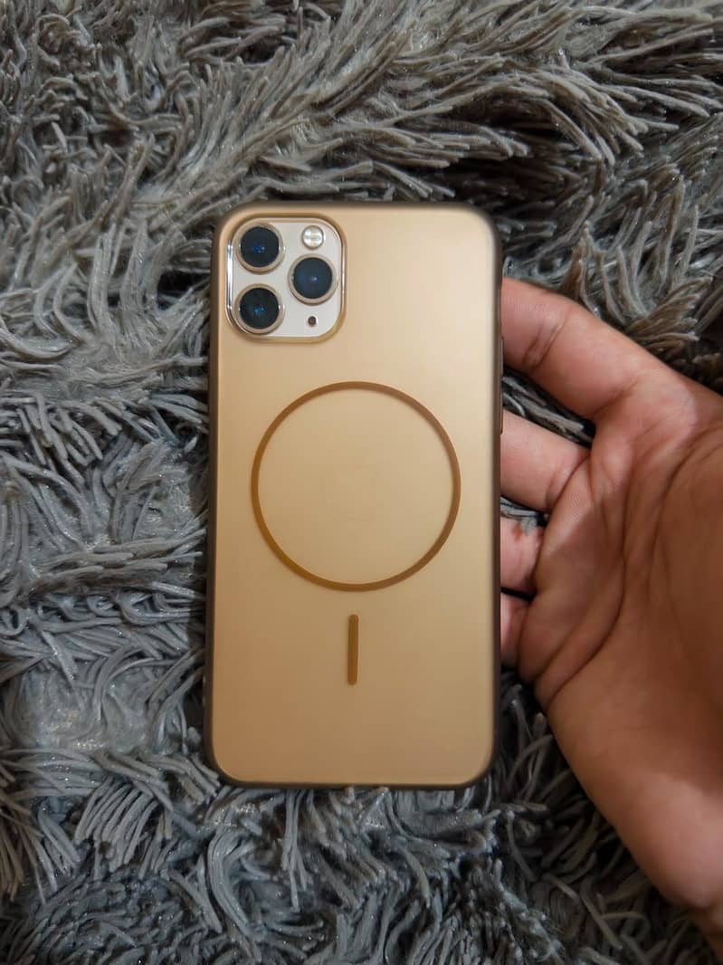 Apple iPhone 11 Pro 6