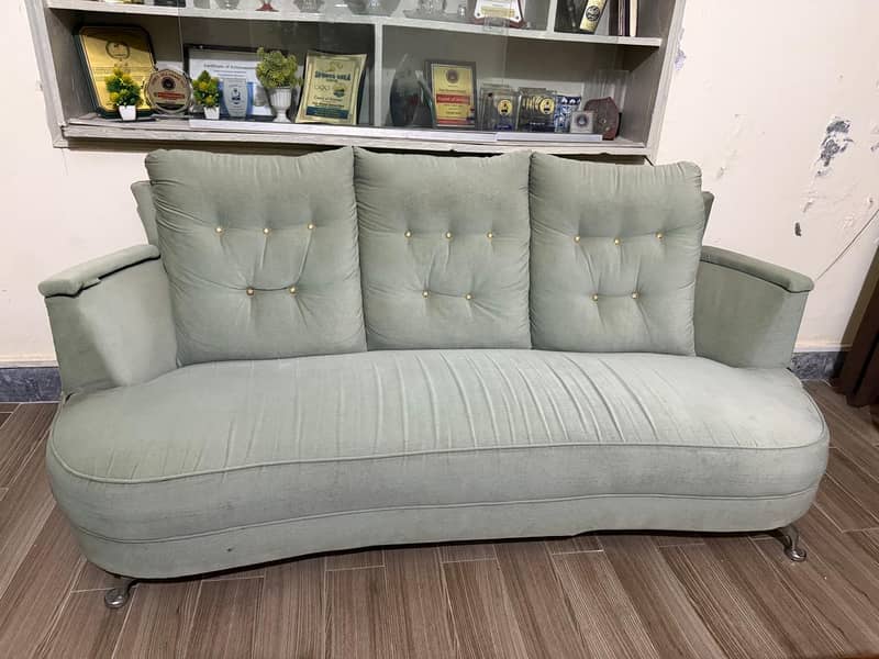 Sofa Selling 1
