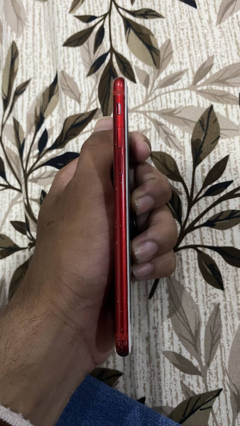 Apple iPhone 7 4