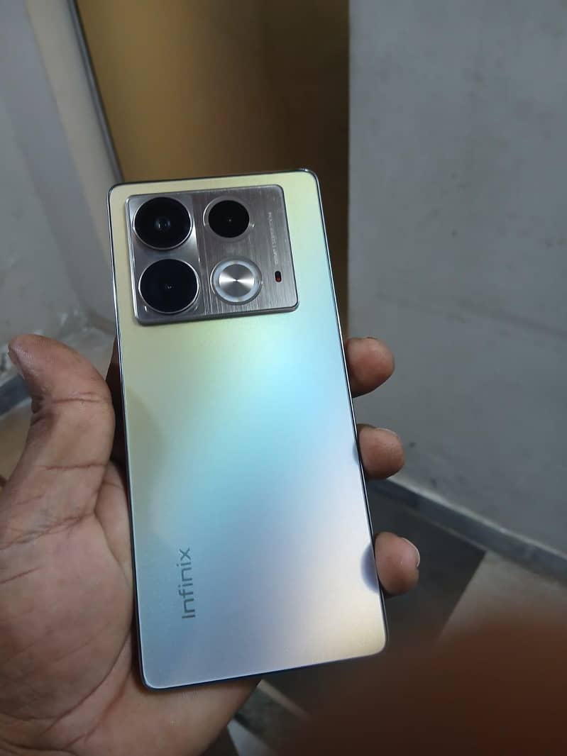 Infinix Note 40 2
