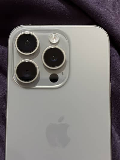 Apple iPhone 15 Pro jv with box