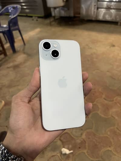 iPhone 15 (10/10 condition)