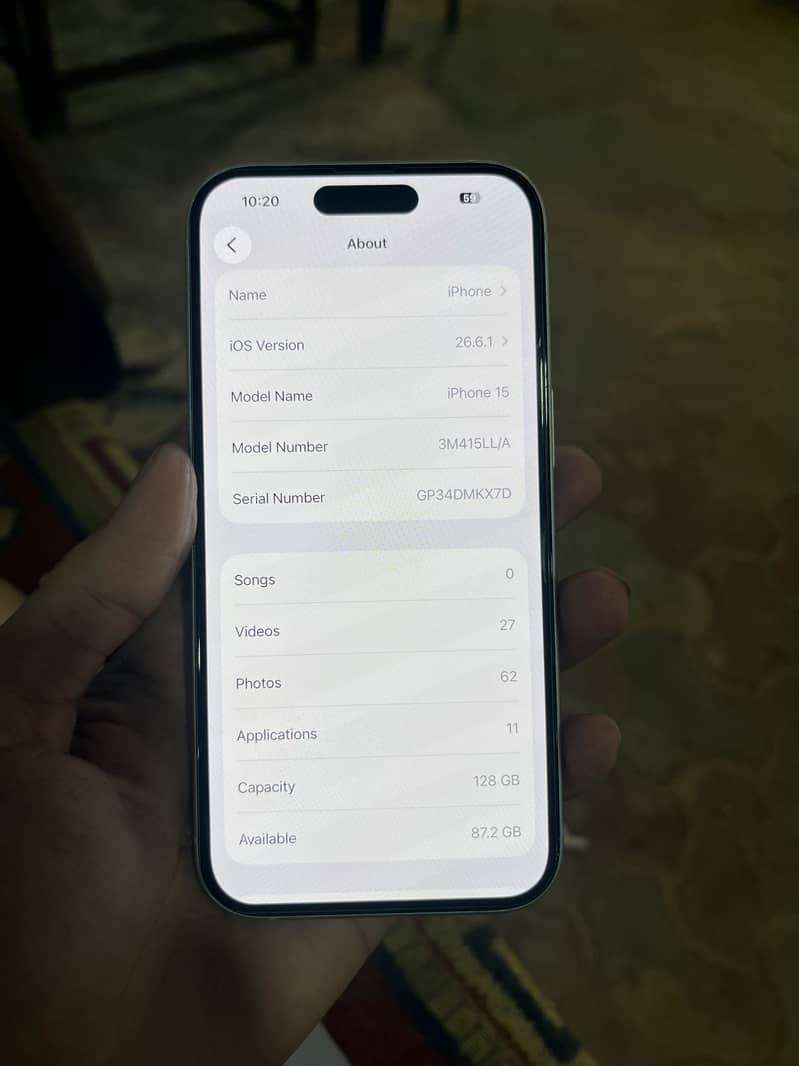 iPhone 15 (10/10 condition) 5