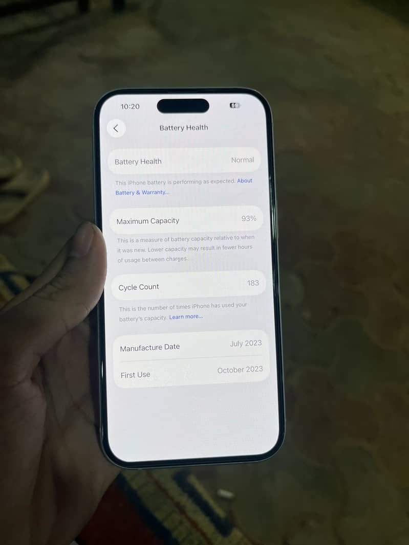 iPhone 15 (10/10 condition) 6
