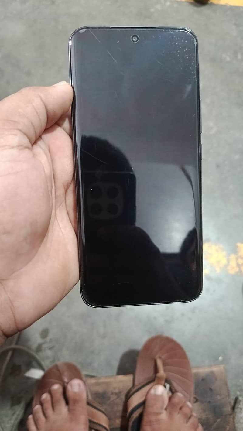 Tecno spark 40 pro plus 3