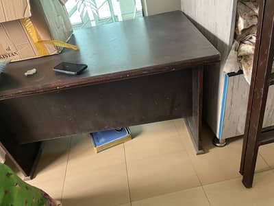 Office table
