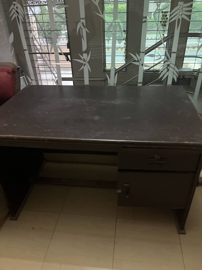Office table 2
