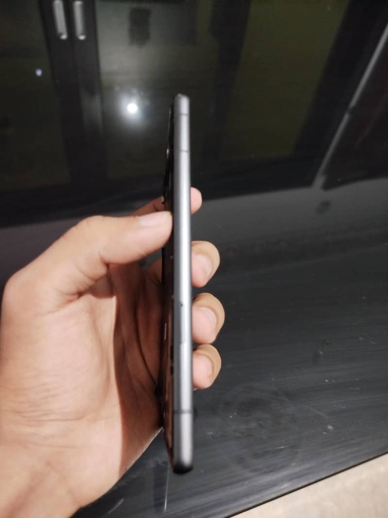 Google Pixel 7a 5