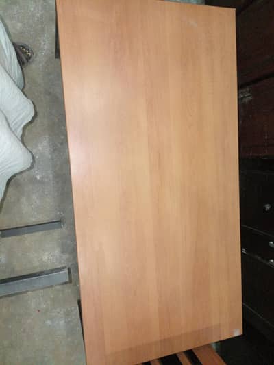 new interwood counter or table