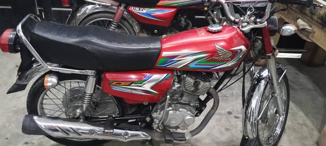 Honda CG 125 2023 model  (03154665287)