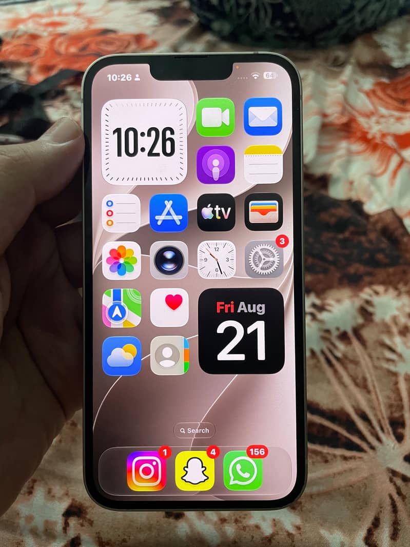 Apple iPhone 13 1