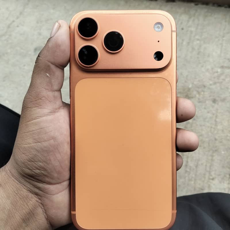 I phon 17 pro max JV / SIM Locked / 256GB” 5