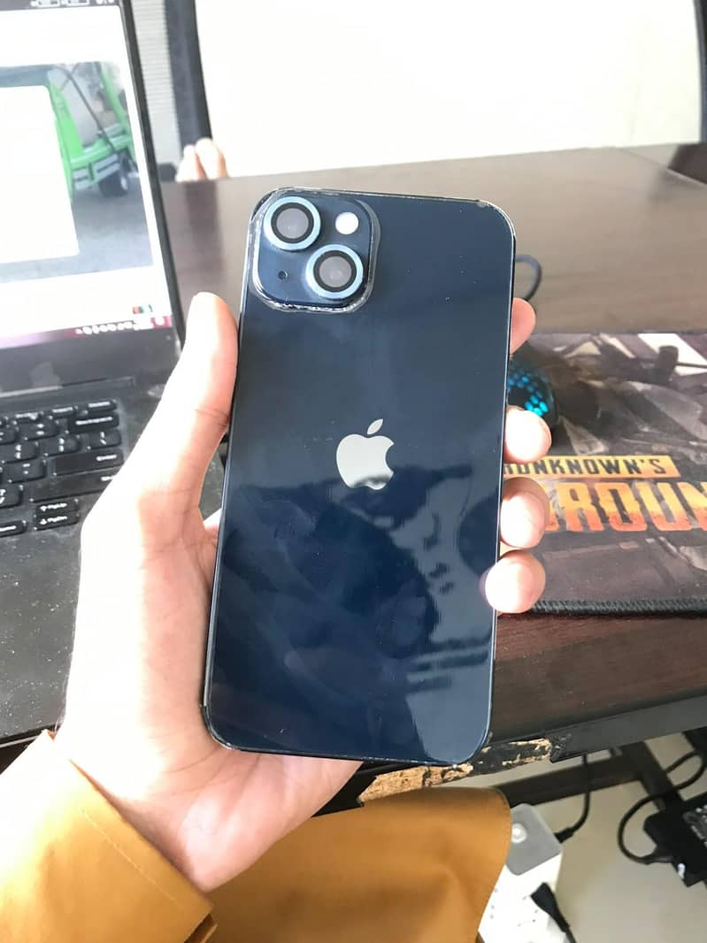 Apple iPhone 13 0