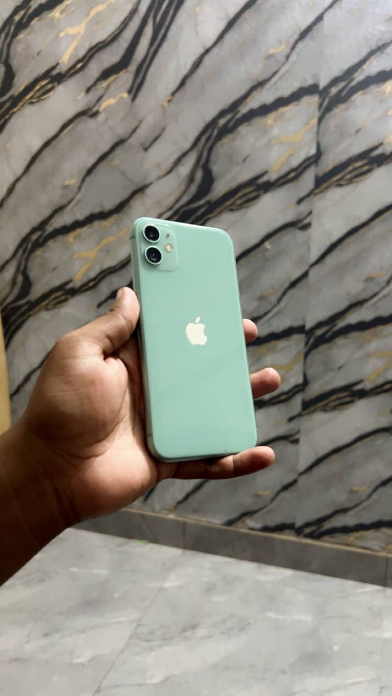Apple iPhone 11 2