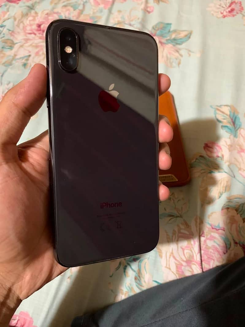 Apple iPhone X 0