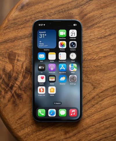 Apple iPhone 13
