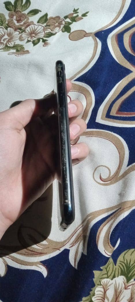 Apple iPhone SE 4