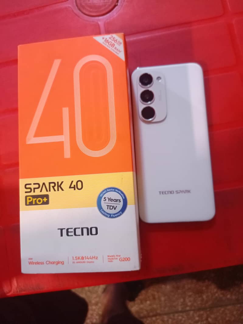 techno spark 40 pro Plus 4
