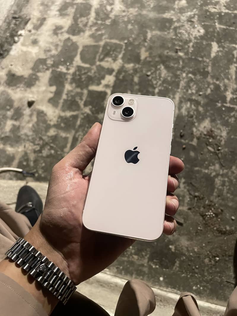 Apple iPhone 13 3