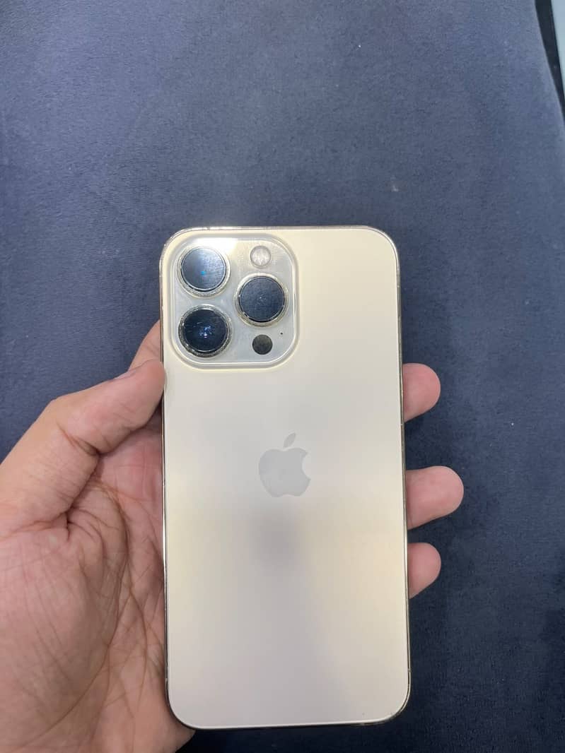 Apple iPhone 13 Pro 2