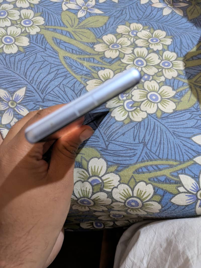Google Pixel 7a 1