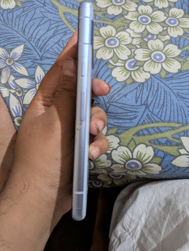 Google Pixel 7a 3