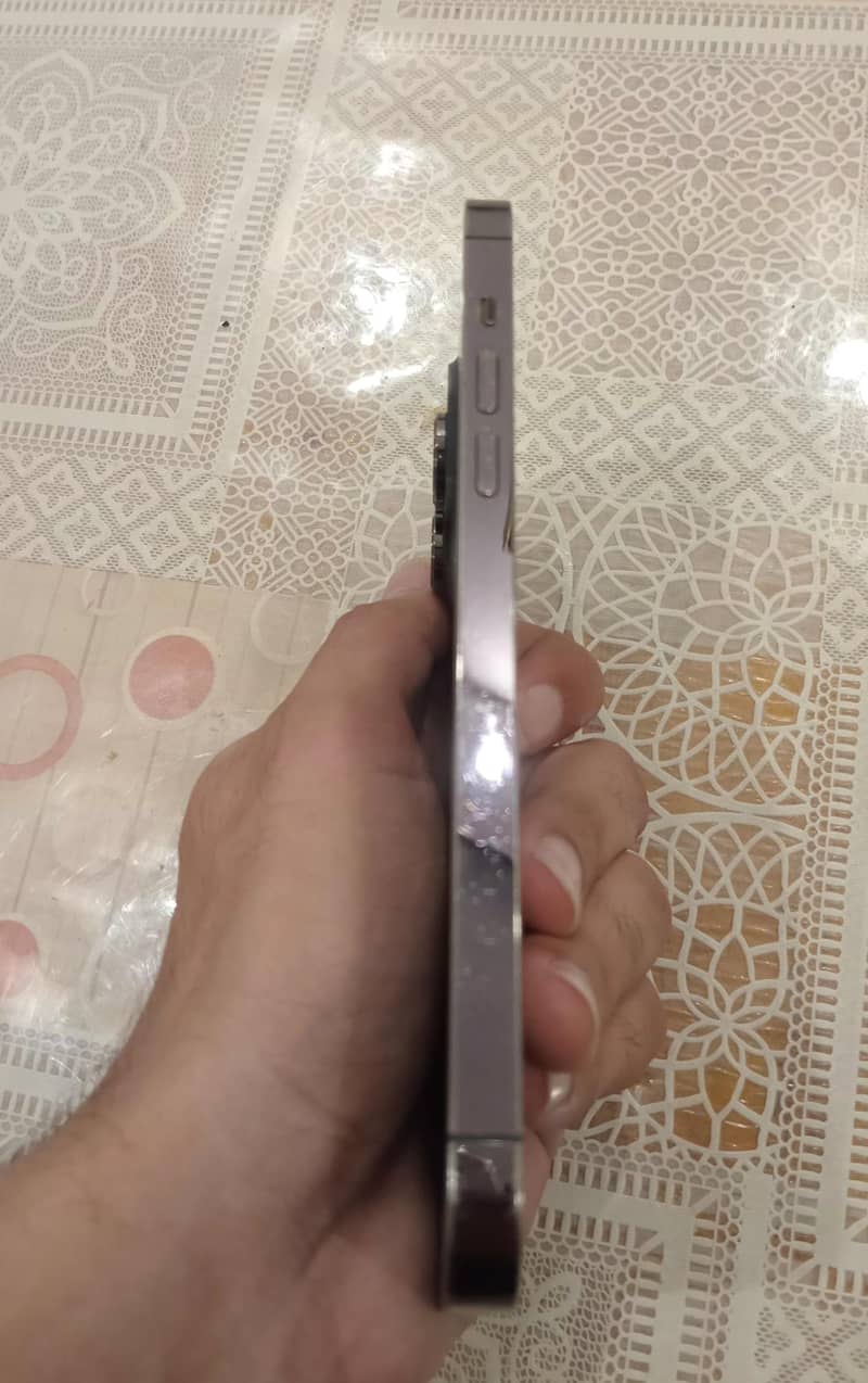 Apple iPhone 14 Pro Max 2