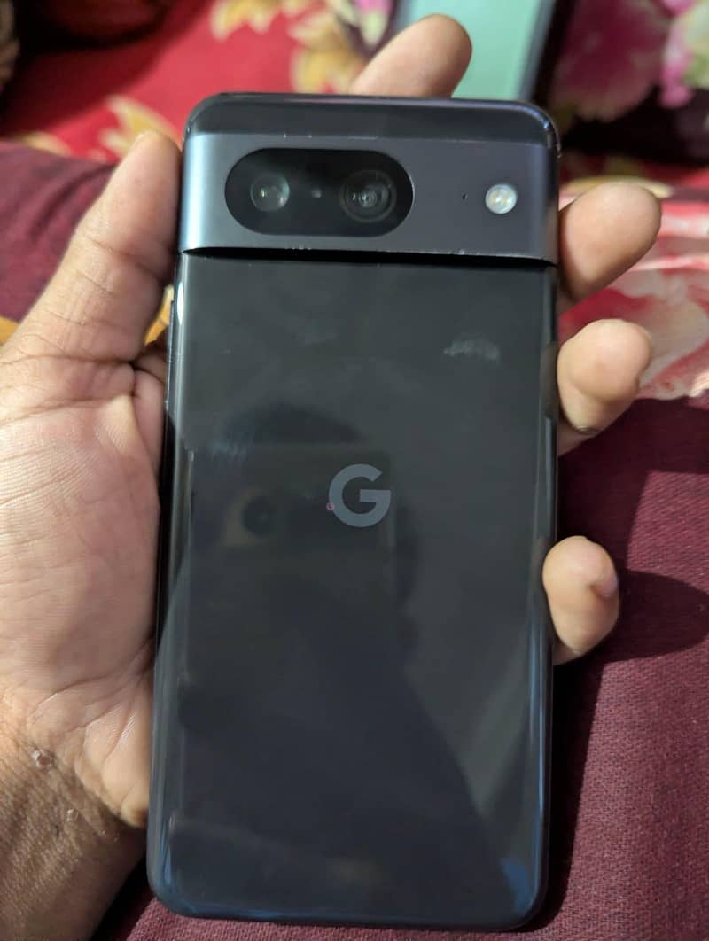 Google Pixel 8 1
