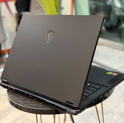 MSI Stealth A18, AMD Ryzen 9, RTX 5080, 64GB/2TB, 18" 4k UHD mini LED