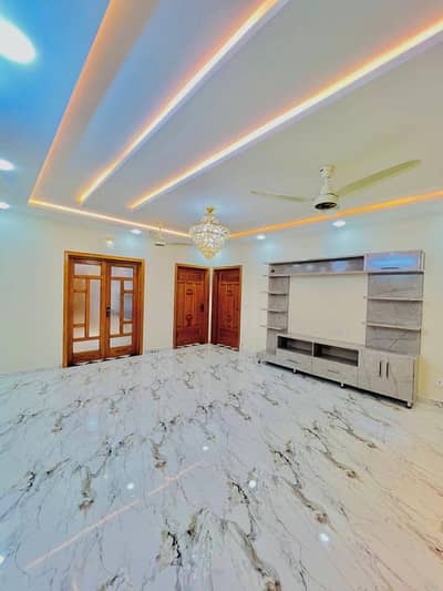 10 Marla (35x70) Upper Portion For Rent In G-13 Islamabad
