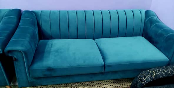 Luxurious Full Size 7 Seater Sofa Set