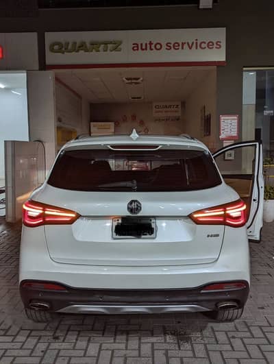 MG HS 2021