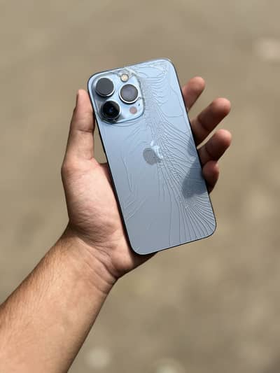 Apple iPhone 13 Pro