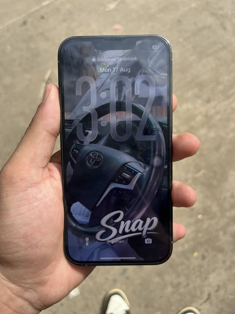 Apple iPhone 13 Pro 2