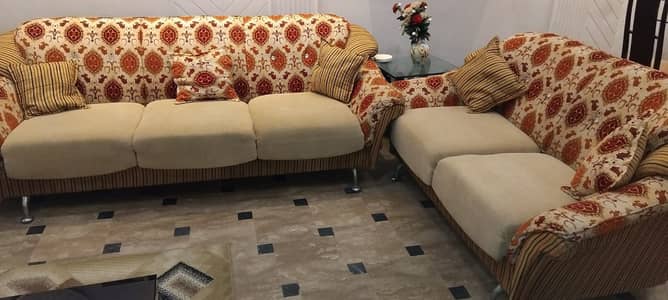 Modern 3+2+1 Sofa-Solid Wood Frame-Very Good Condition / Urgent Sale