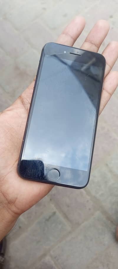 Apple iPhone 8
