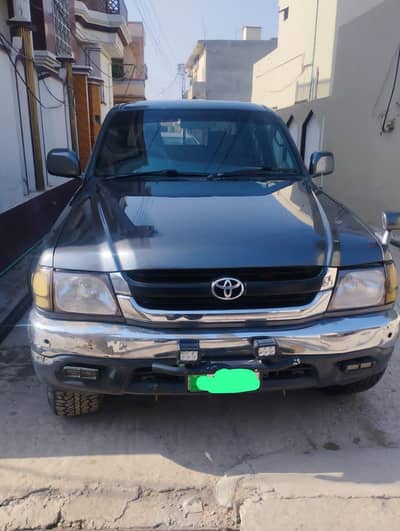 Toyota Hilux 2003