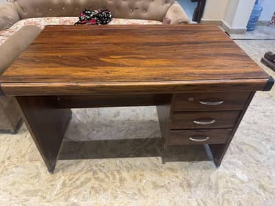 WOODEN TABLE