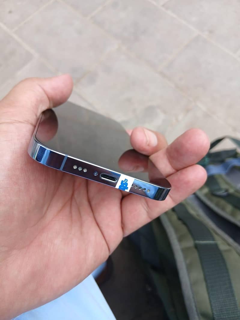 Apple iPhone 13 Pro 6
