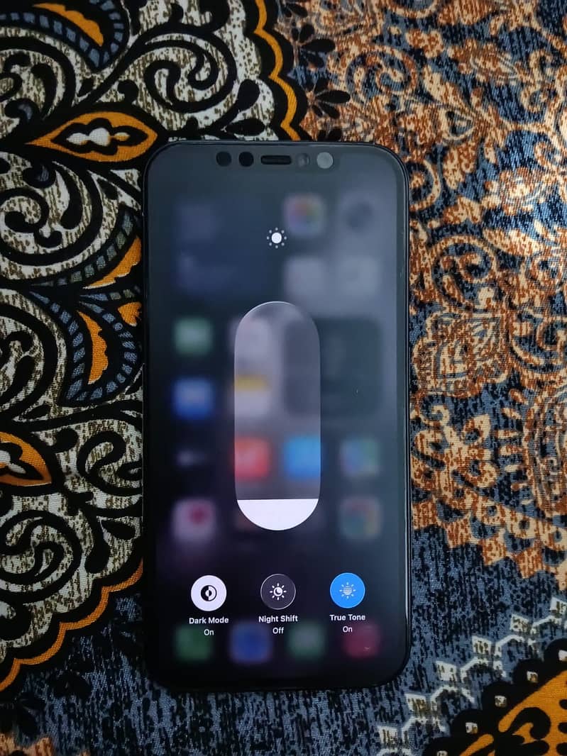 Apple iPhone 12 0